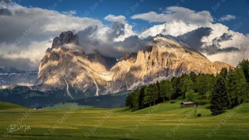 Seiser Alm, nestled in the Dolomites, offers breathtaking views of vast meadows framed by towering peaks. The rolling hills, dotted with traditional alpine chalets, create a picturesque landscape that changes with the seasons. Whether blanketed in wildflowers or snow, Seiser Alm invites visitors to immerse themselves in the natural beauty and tranquility of the South Tyrolean Alps.